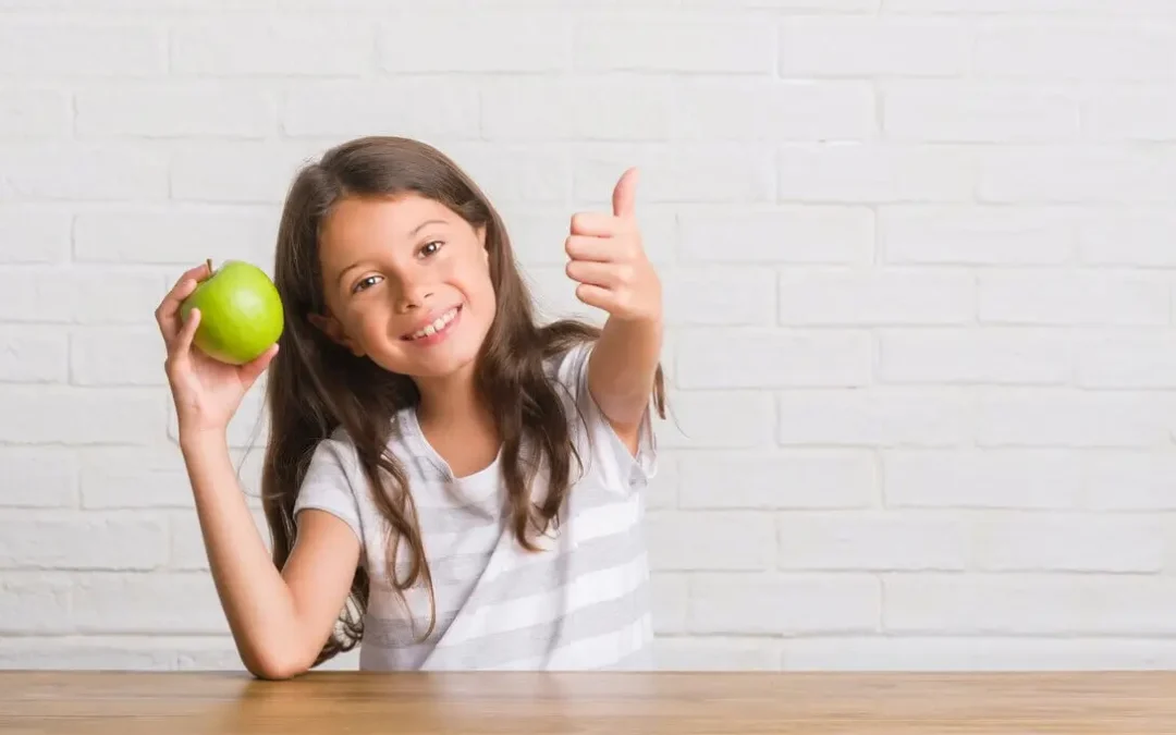 Tooth Chipped at Gum Line, No Pain? Here’s What It Means and How to Treat It